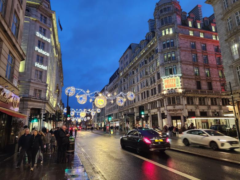 Strand Street, Savoy Theater, London