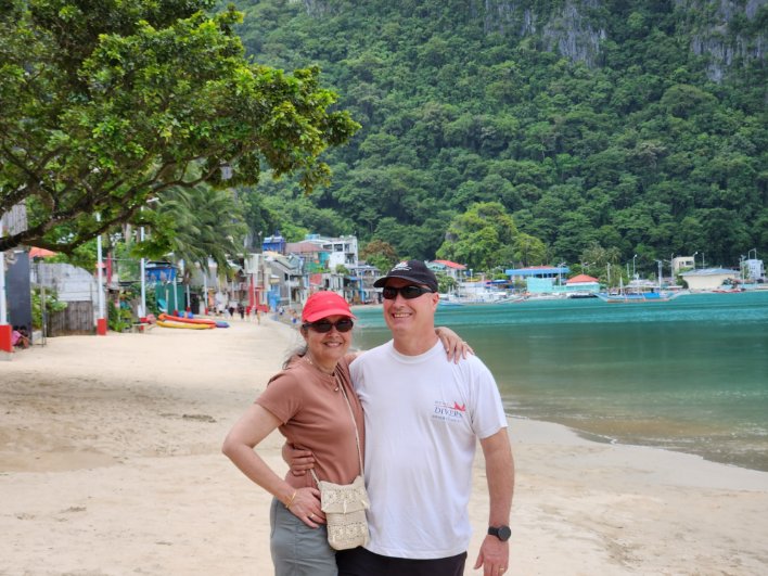 Philippines - El Nido on the beach
